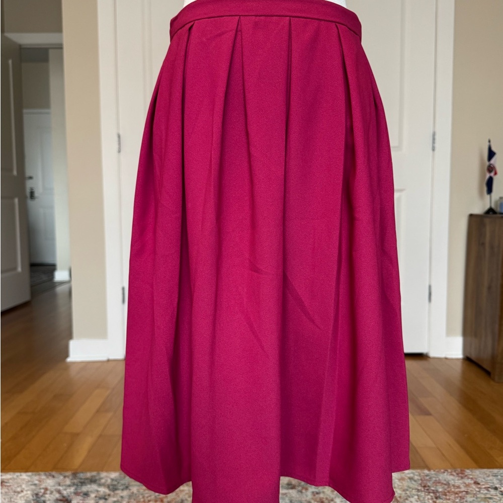 Women's Fuchsia Pleated Midi Skirt